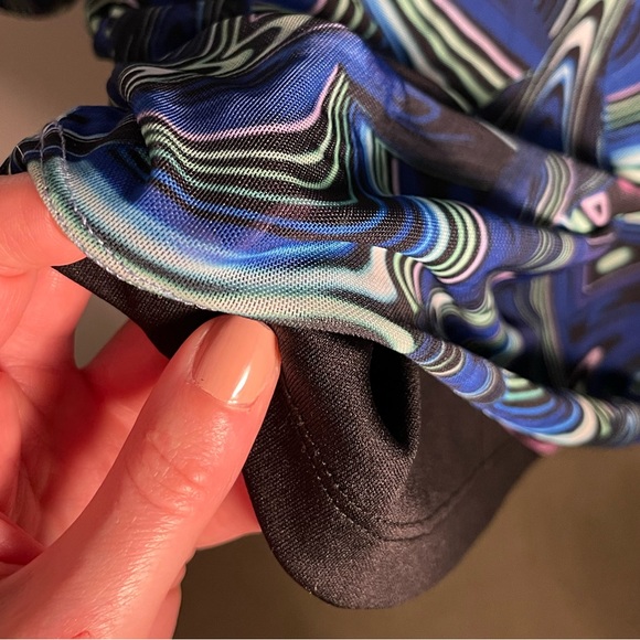 Small Noisy May Psychedelic Dress - Picture 3 of 6